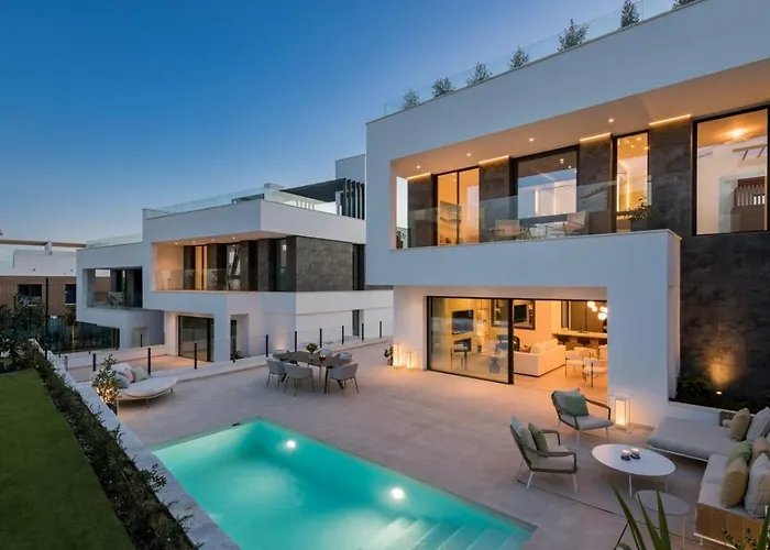 Villas Las Vistas Ii, Sierra Blanca, Marbella
